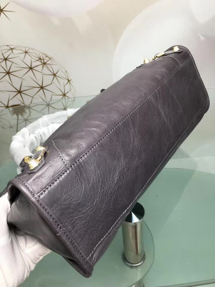 BALENCIAG巴黎世家 義大利進口 原版油蠟頭層牛皮 香皮小銀釘 時尚百搭 手提肩背斜挎包  BL1580